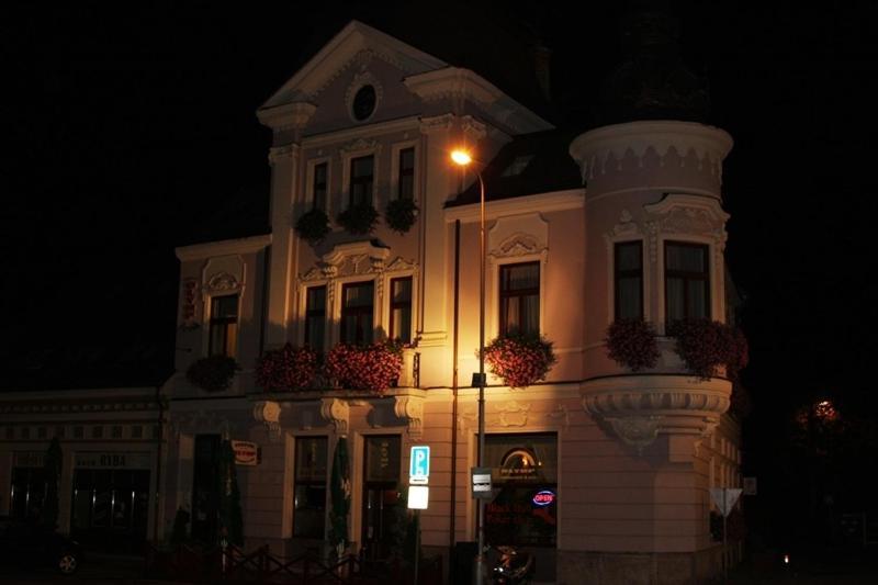 Olymp Penzion Komarno Exterior photo